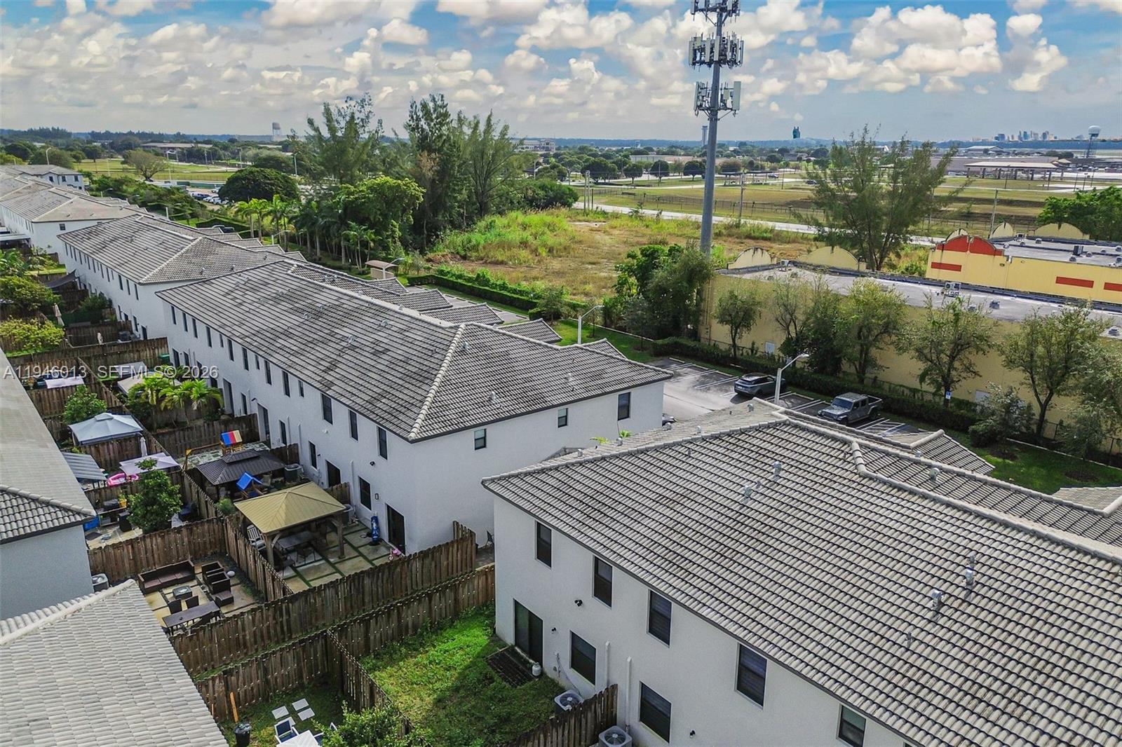 13073 Southwest 286th Street Homestead, FL 33033 - Photo 10 of 53