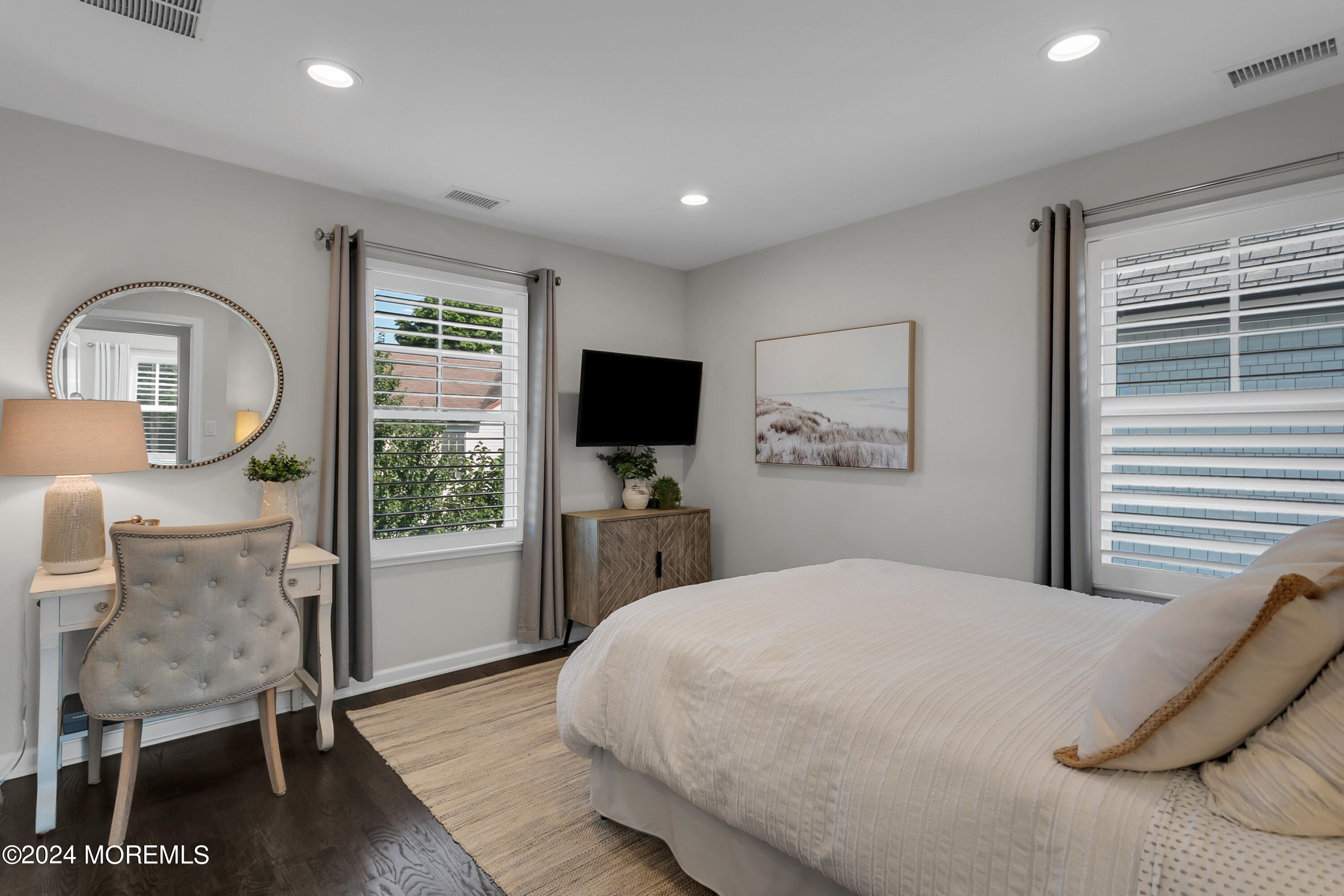 27 Center Street Rumson, NJ 07760 - Photo 34 of 57 Upper Bedroom