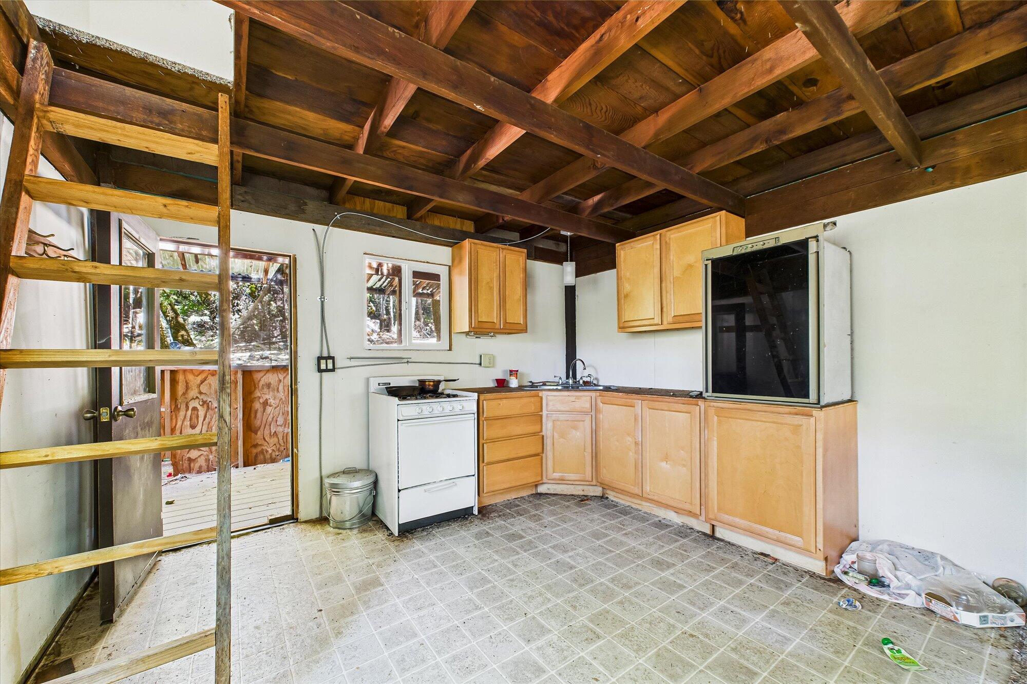 7222 Doody Ridge Road Garberville, CA 95542 - Photo 59 of 73 64-7222 Doody Ridge-161