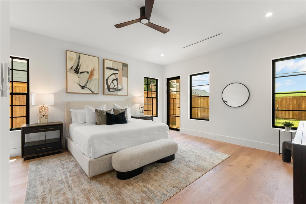 741 Edgefield Road Fort Worth, TX 76107 - Photo 17 of 40