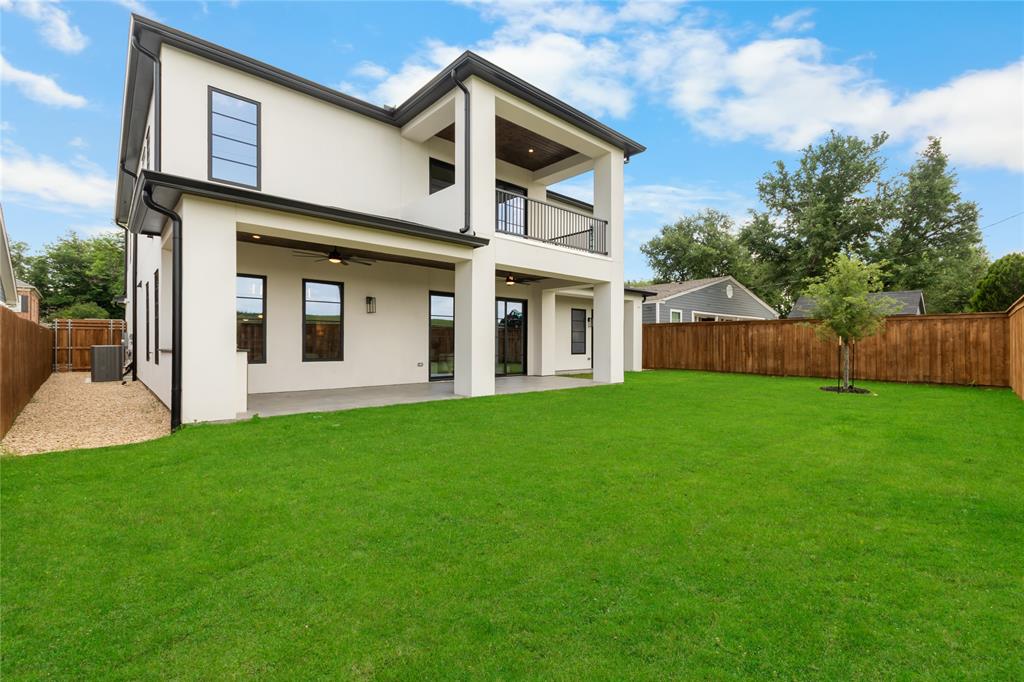 741 Edgefield Road Fort Worth, TX 76107 - Photo 37 of 40