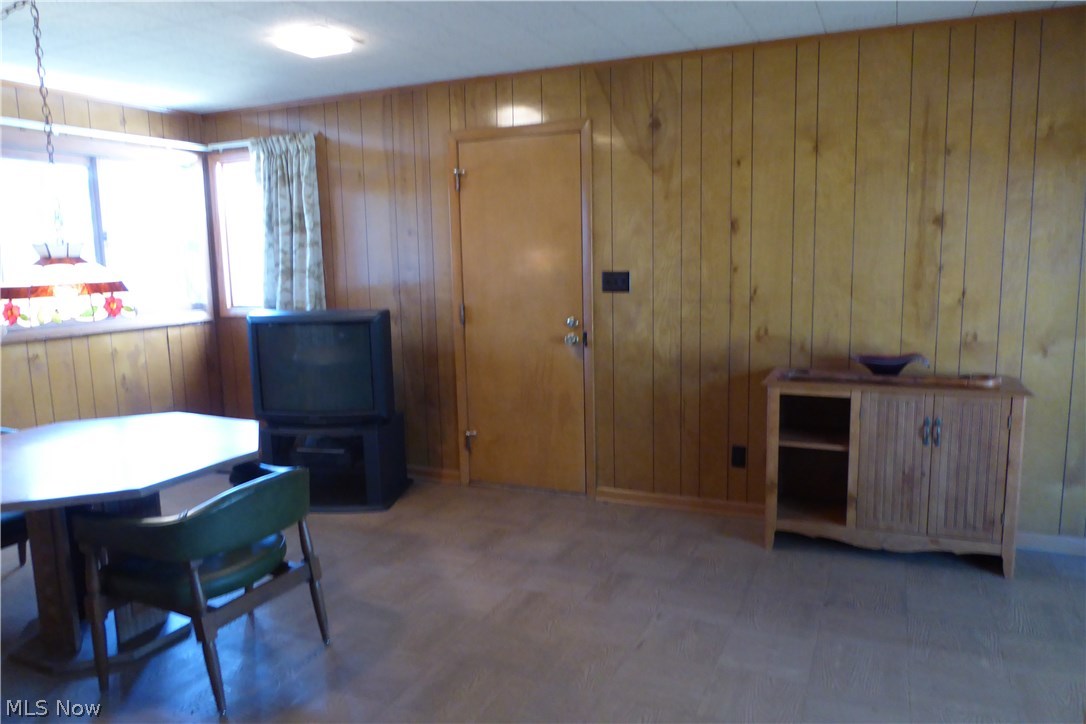12964 Sperry Road Chesterland, OH 44026 - Photo 13 of 23 Gallery Image 13