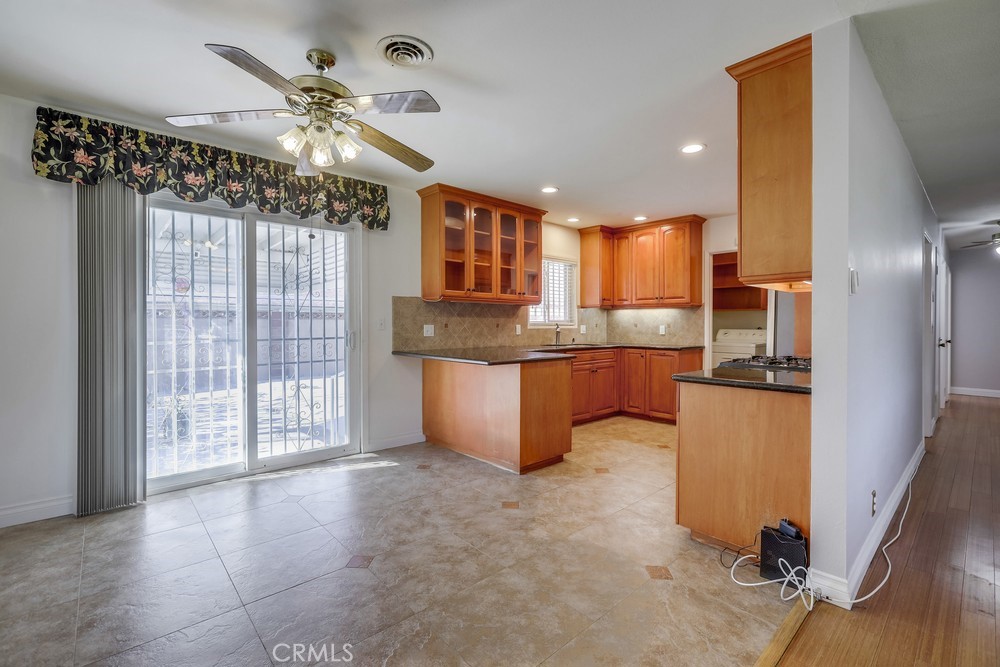 10321 Courtright Road Stanton, CA 90680 - Photo 11 of 40