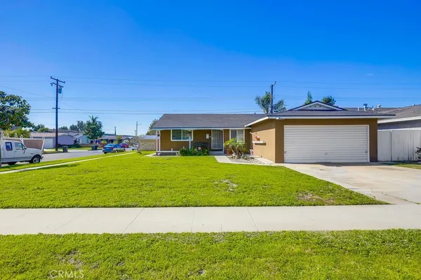 $3,800 | 10321 Courtright Road, Stanton, CA 90680