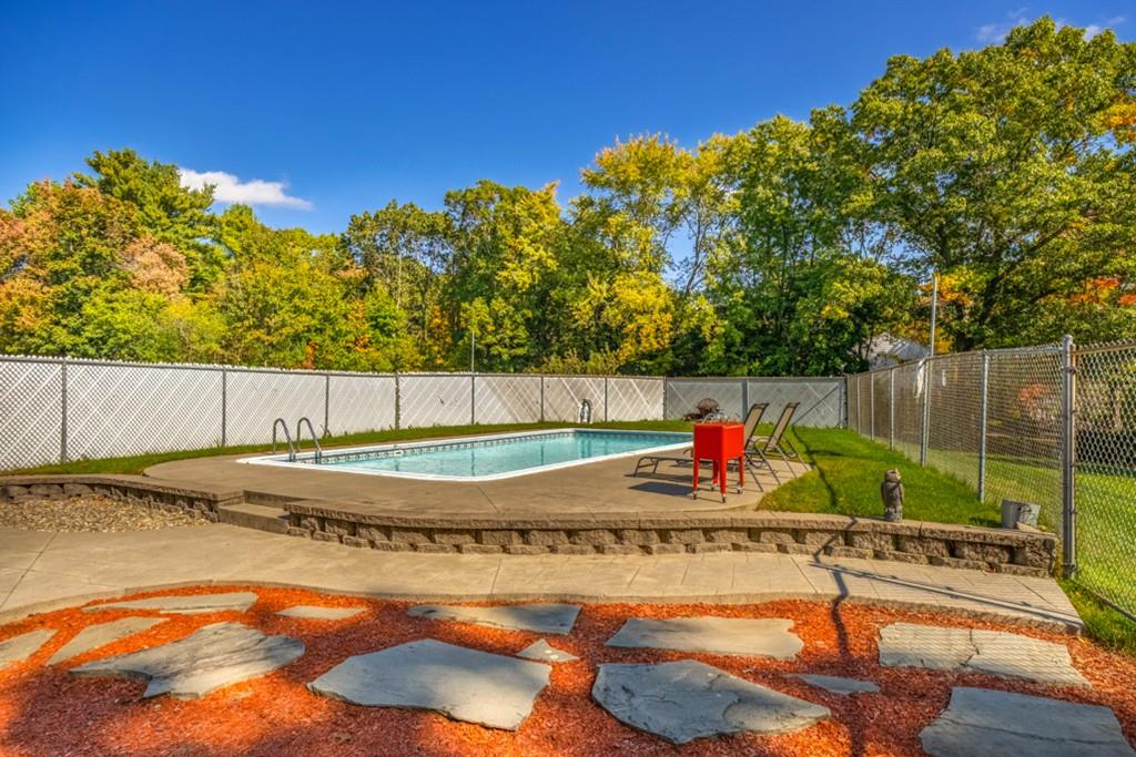 66 Wyman Road Billerica, MA 01821 - Photo 38 of 41 Gallery Image 38