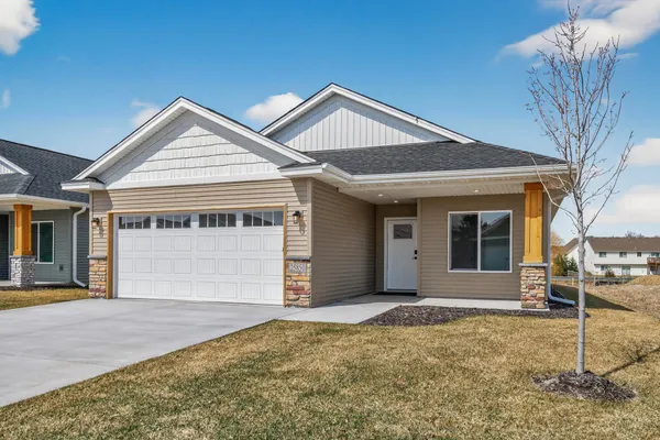 $399,900 | 25850 Emerson Drive, Wyoming, MN 55092