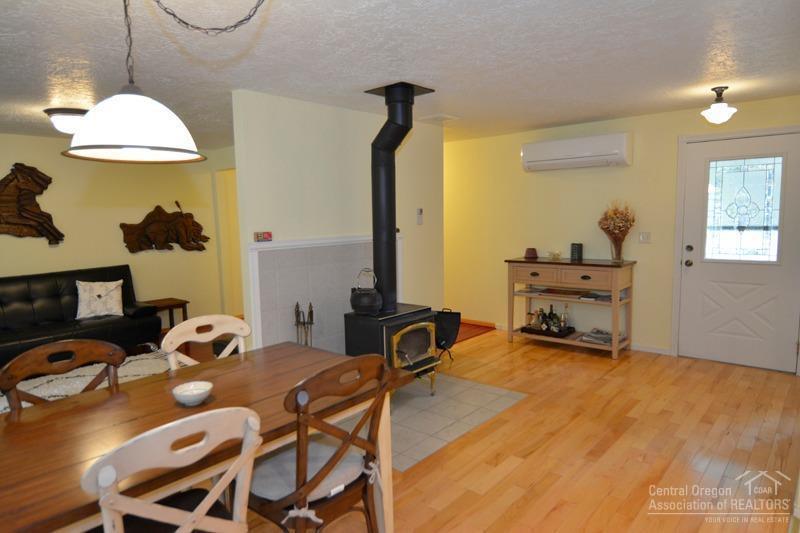 54825 Lonesome Pine Road Bend, OR 97707 - Photo 6 of 24 Gallery Image 6