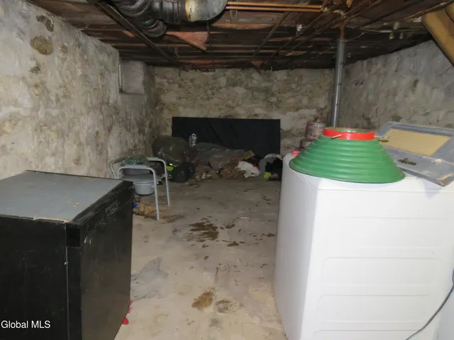 $99,000 | 17 Wells Street, Johnstown, NY 12095