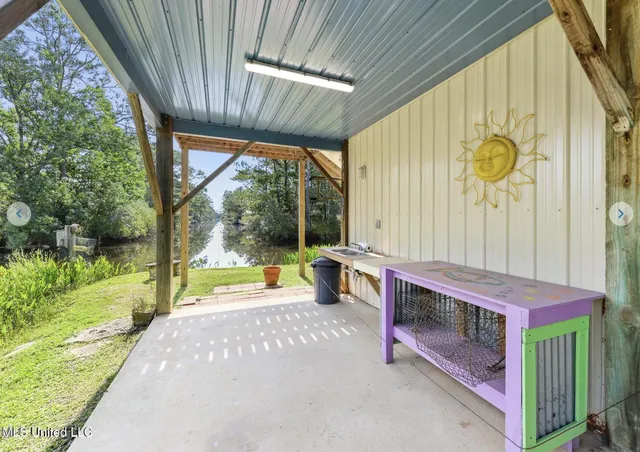 $2,000 | 10008 Willow Street, Bay St. Louis, MS 39520