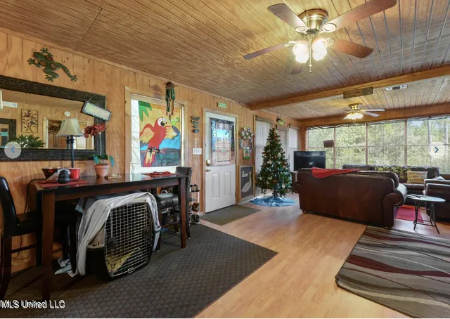 $2,000 | 10008 Willow Street, Bay St. Louis, MS 39520