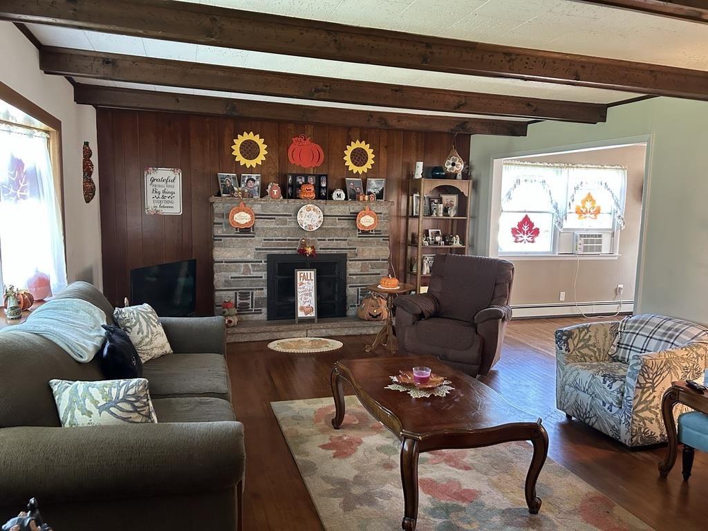 661 Seashore Road Erma, NJ 08204 - Photo 3 of 35 Gallery Image 3