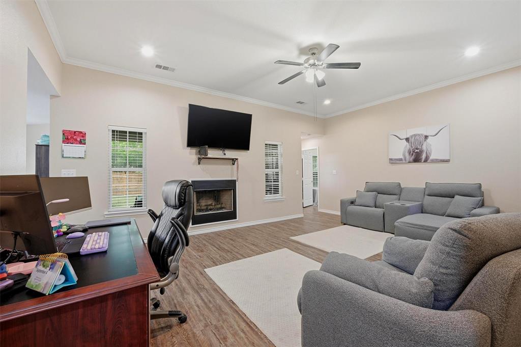 508 Simpson Drive Sherman, TX 75092 - Photo 8 of 28