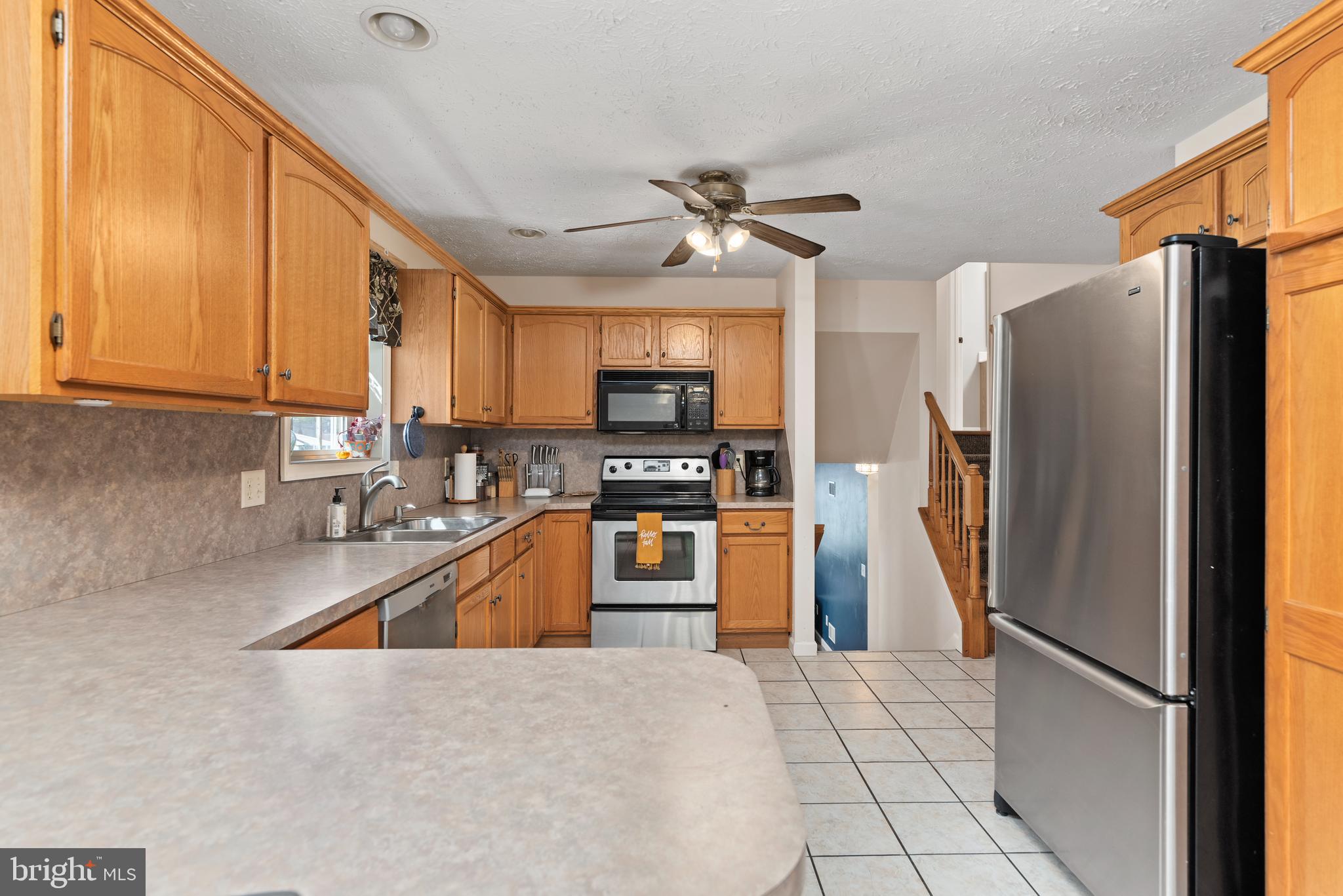 1598 Leafmore Road Chambersburg, PA 17202 - Photo 11 of 37 Gallery Image 11