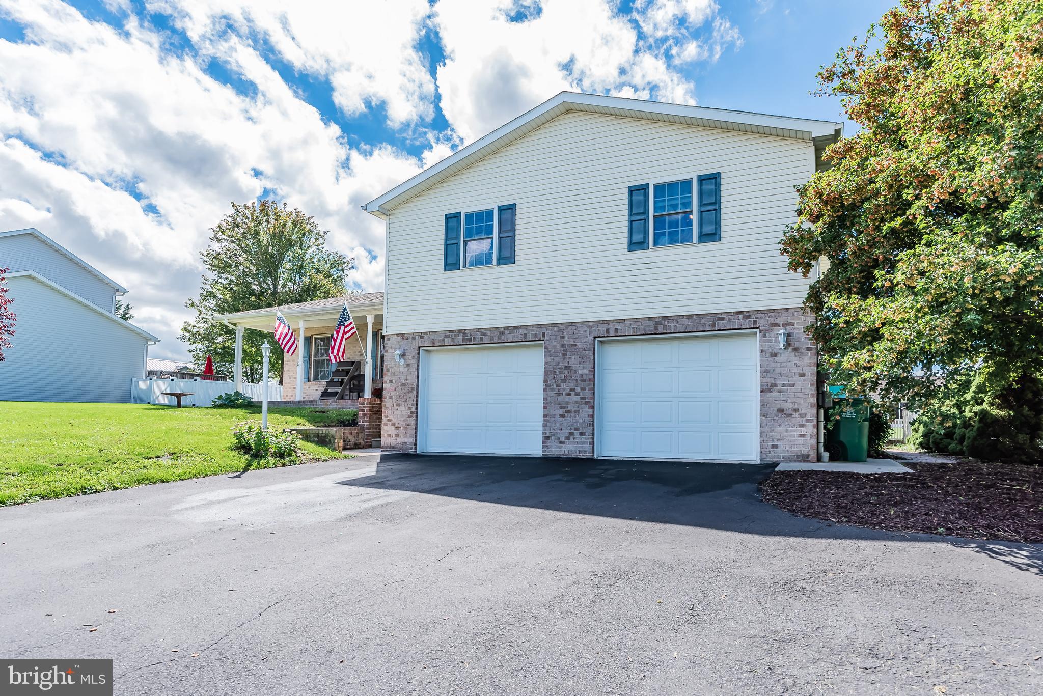1598 Leafmore Road Chambersburg, PA 17202 - Photo 2 of 37 Gallery Image 2