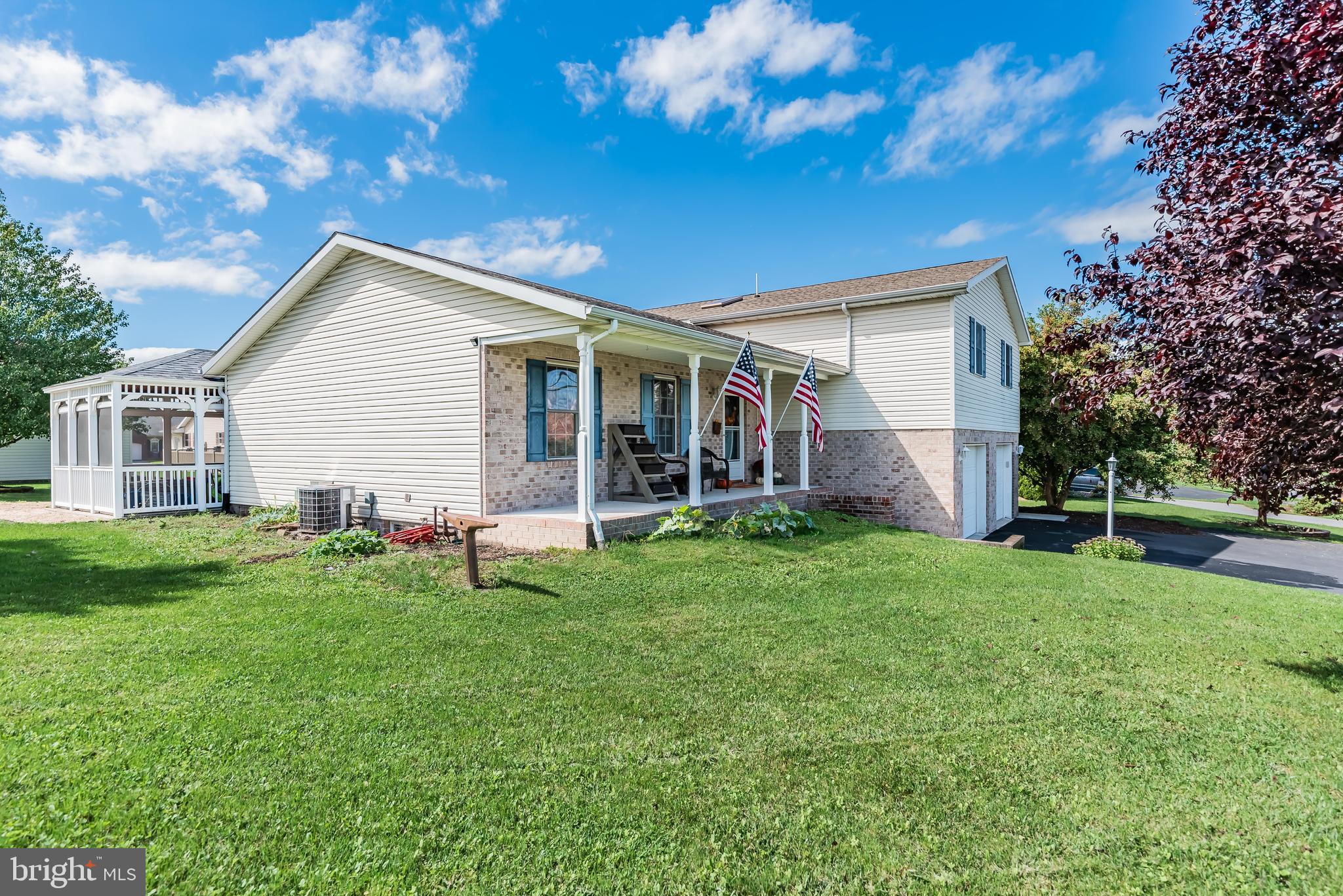 1598 Leafmore Road Chambersburg, PA 17202 - Photo 3 of 37 Gallery Image 3