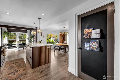 $670,000 | 205 South Hillhurst Road, Ridgefield, WA 98642