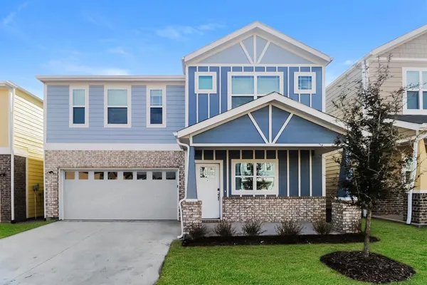 $2,500 | 332 Niki Drive, Lewisville, TX 75057