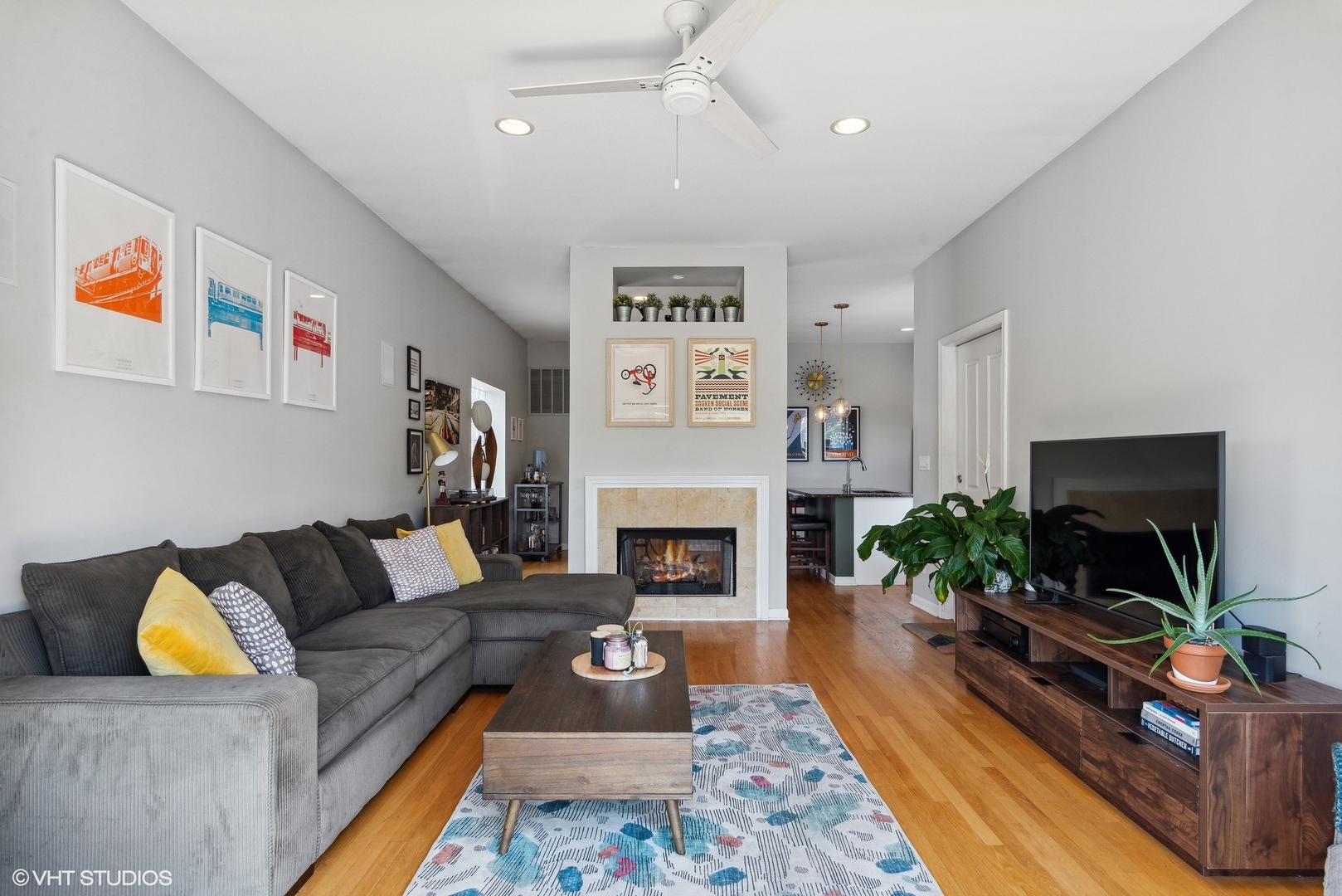 2120 North Point Street, Unit 3 Chicago, IL 60647 - Photo 6 of 15