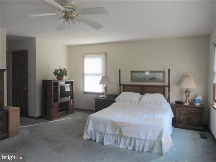 40 Collins Mill Road Chester Springs, PA 19425 - Photo 14 of 23 Bedroom - Main
