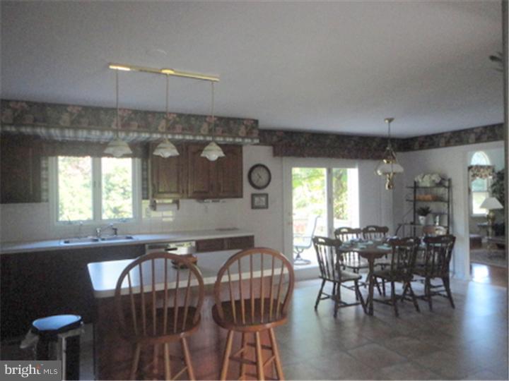 40 Collins Mill Road Chester Springs, PA 19425 - Photo 8 of 23 Kitchen