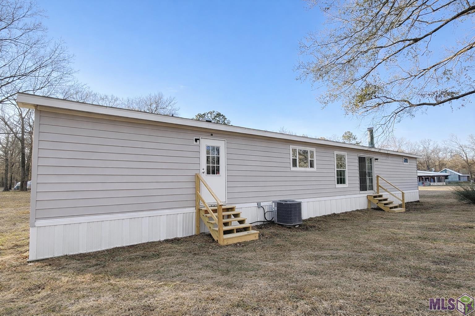 227 Varvarosky Road Deville, LA 71328 - Photo 3 of 11