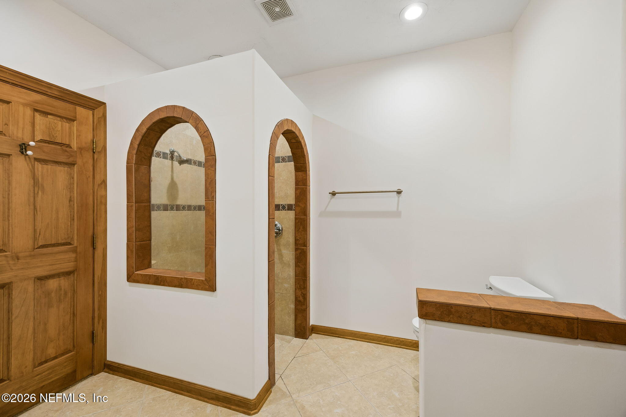 2538 Halperns Way Middleburg, FL 32068 - Photo 24 of 66 Primary Bathroom