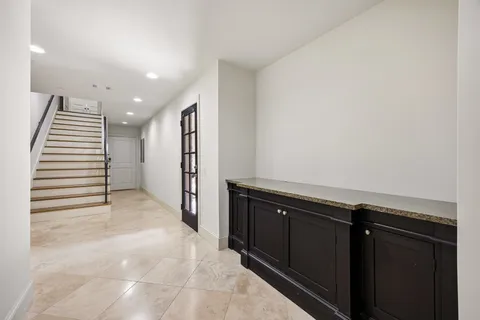 $1,985,000 | 6231 Holly Springs Drive, Houston, TX 77057