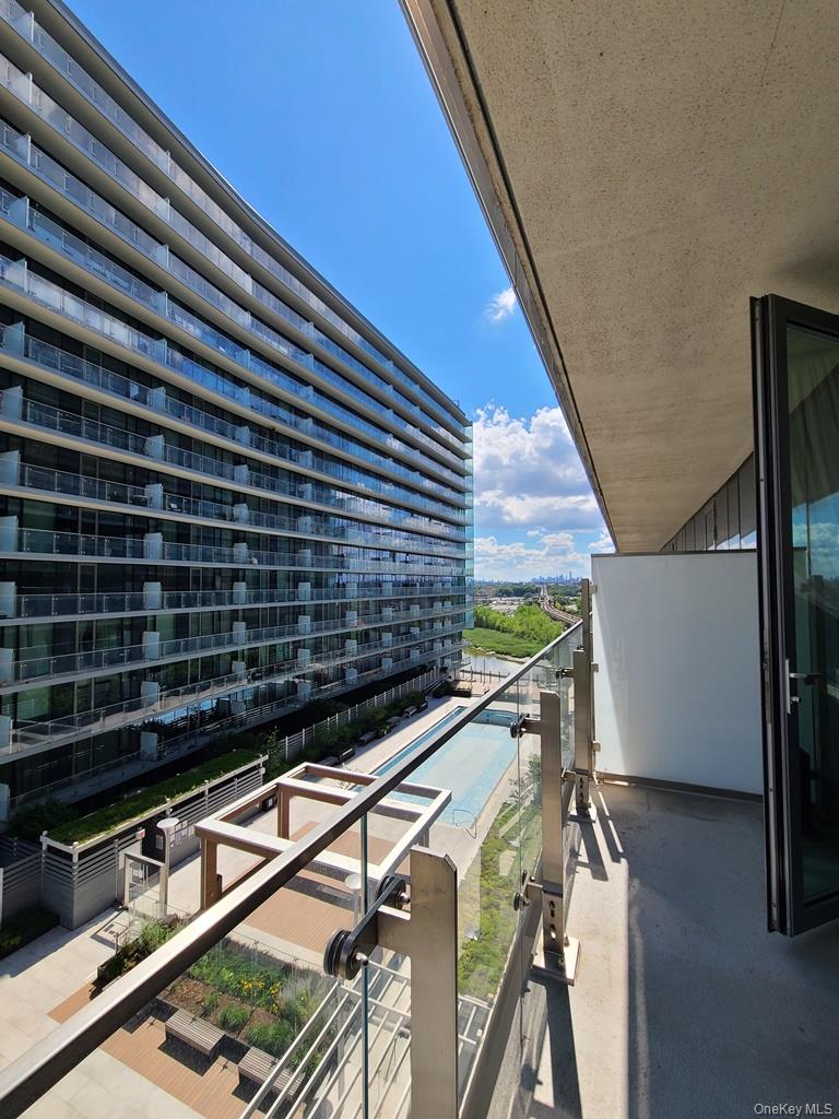 13105 40th Road, Unit 11T Queens, NY 11354 - Photo 6 of 14