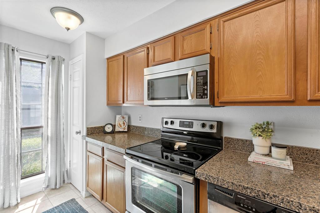 9910 Royal Lane, Unit 1105 Dallas, TX 75231 - Photo 10 of 23