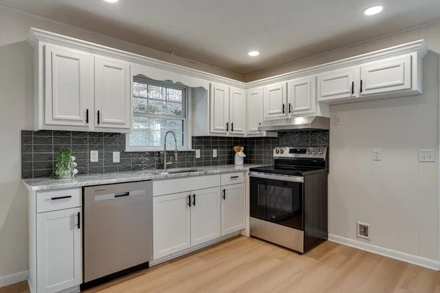 $279,900 | 230 Pierce Drive, Ringgold, GA 30736