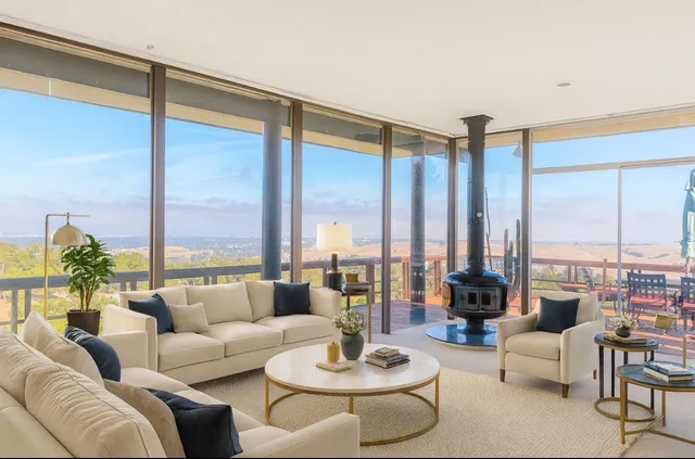 $3,600,000 | 30 Pine Ridge Way, Portola Valley, CA 94028