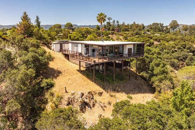 $3,600,000 | 30 Pine Ridge Way, Portola Valley, CA 94028