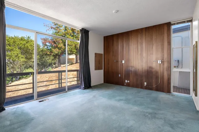 $3,600,000 | 30 Pine Ridge Way, Portola Valley, CA 94028