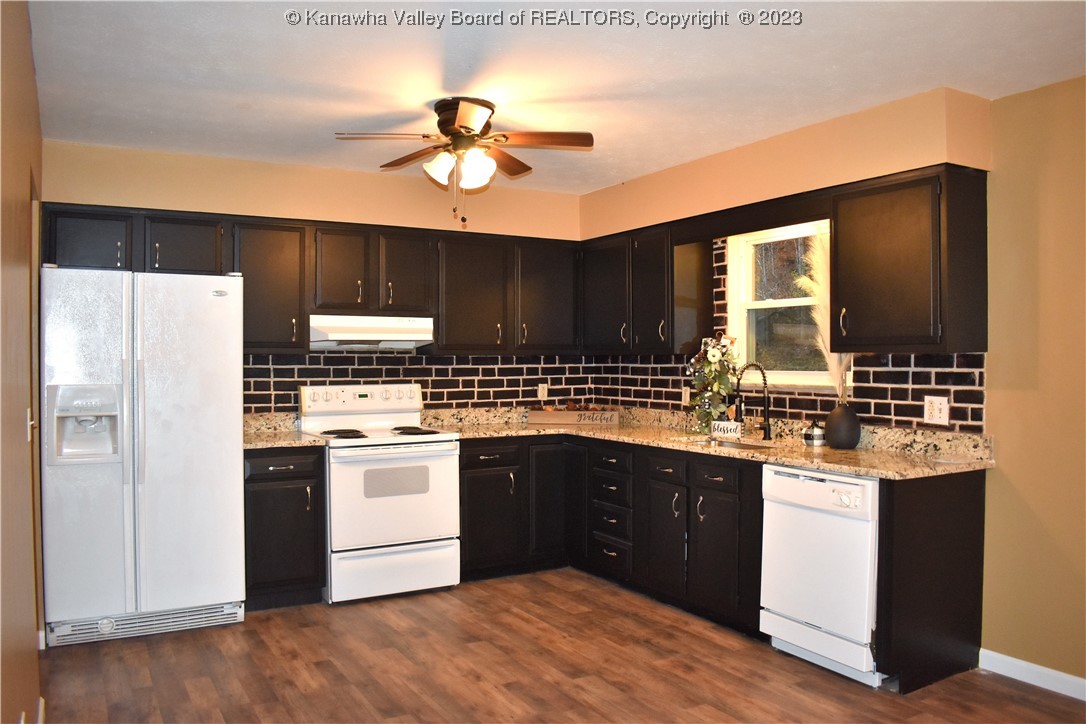 3393 North Grapevine Road Charleston, WV 25320 - Photo 4 of 20 Gallery Image 4