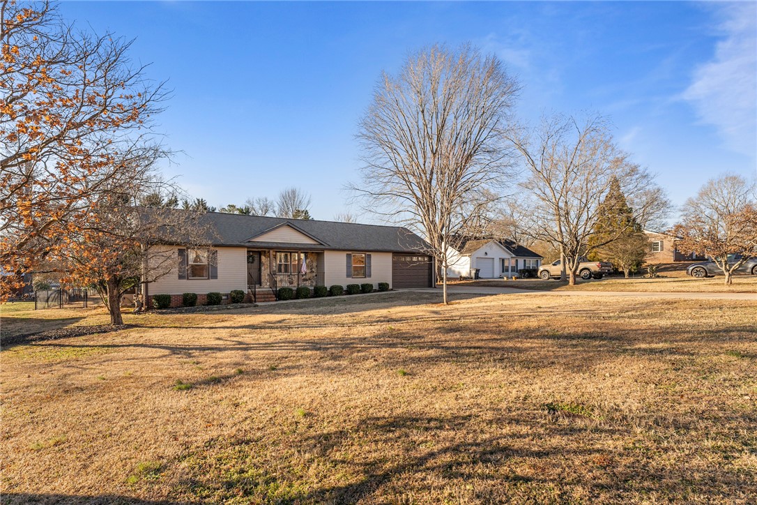 1510 Cornelia Road Anderson, SC 29621 - Photo 3 of 32