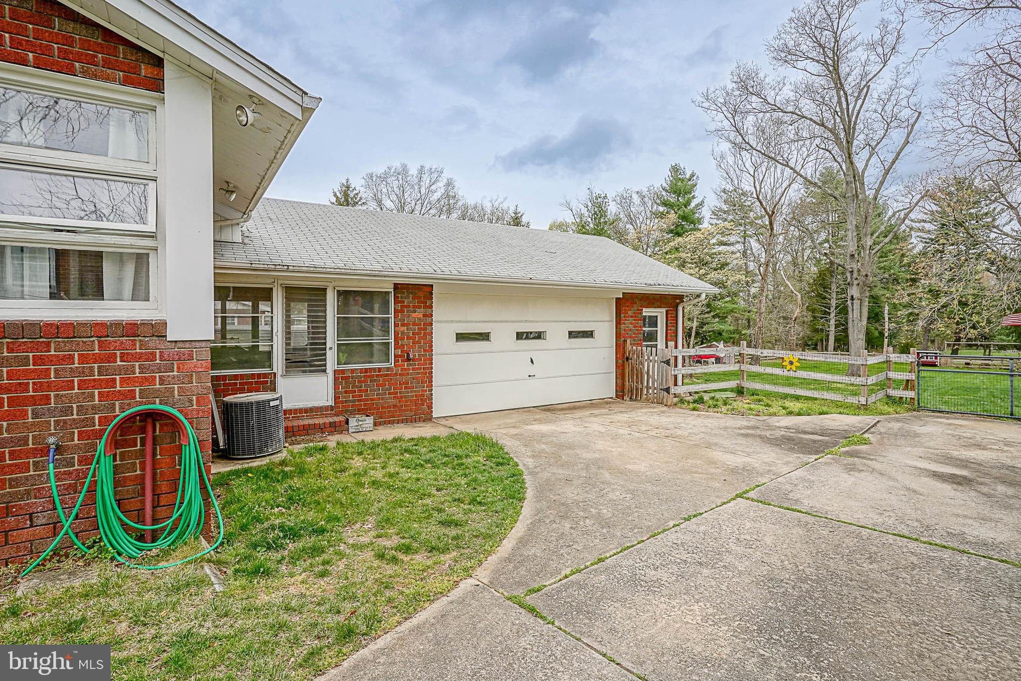 20 Shady Lane Road Clarksboro, NJ 08020 - Photo 3 of 34