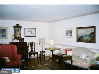 820 Worrell Road Rydal, PA 19046 - Photo 4 of 10 Living Room