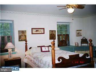 820 Worrell Road Rydal, PA 19046 - Photo 7 of 10 Guest Room