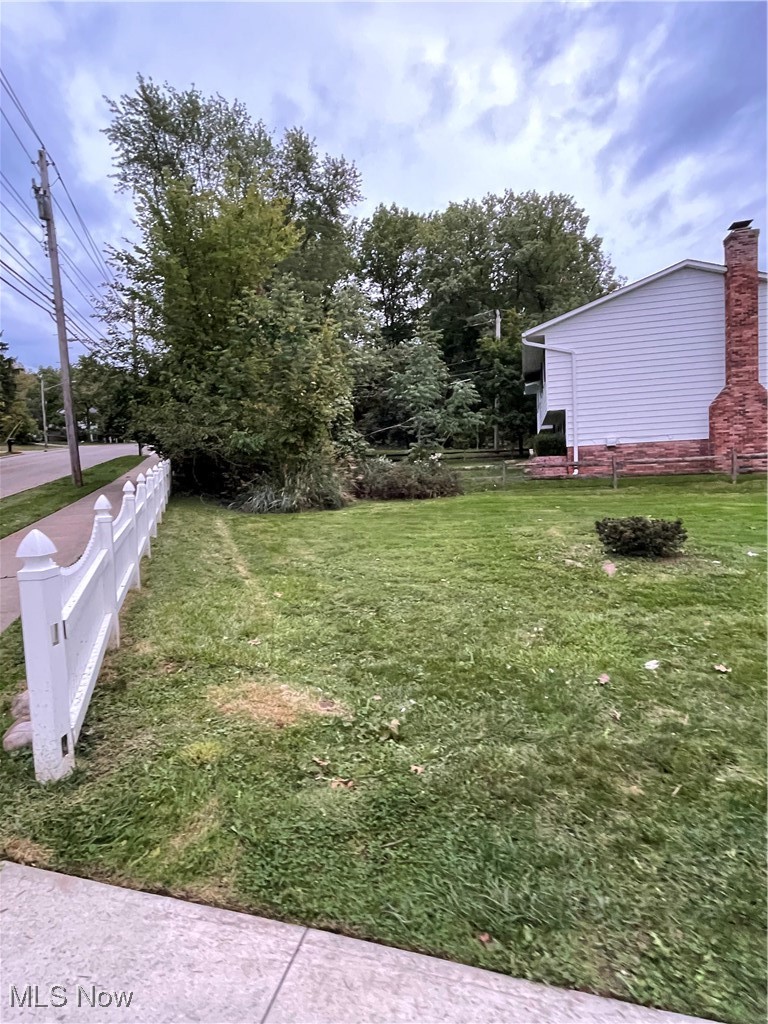 2470 Rockefeller Road Wickliffe, OH 44092 - Photo 2 of 28