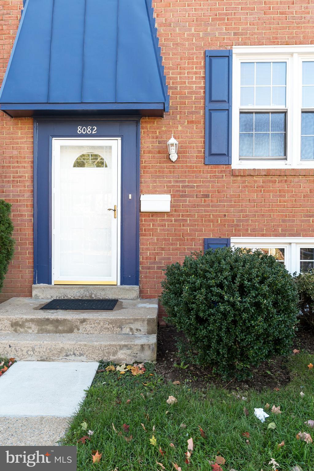 8082 Powderbrook Lane Springfield, VA 22153 - Photo 2 of 24 Exterior (Front)