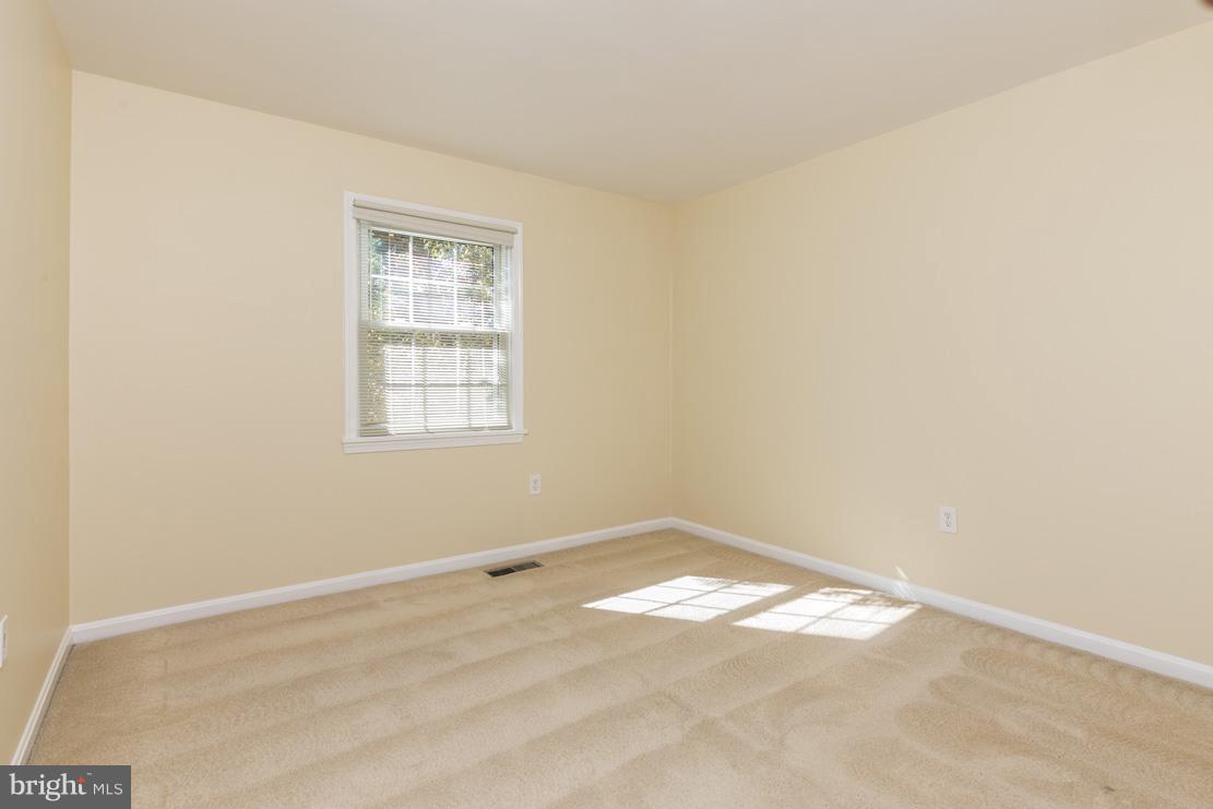 8082 Powderbrook Lane Springfield, VA 22153 - Photo 18 of 24 Bedroom