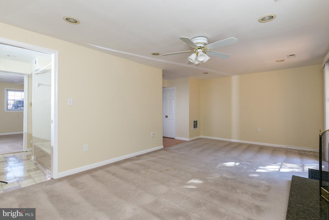 8082 Powderbrook Lane Springfield, VA 22153 - Photo 22 of 24 Bedroom
