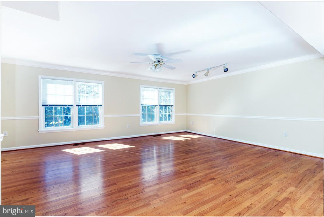 8082 Powderbrook Lane Springfield, VA 22153 - Photo 9 of 24 Family Room