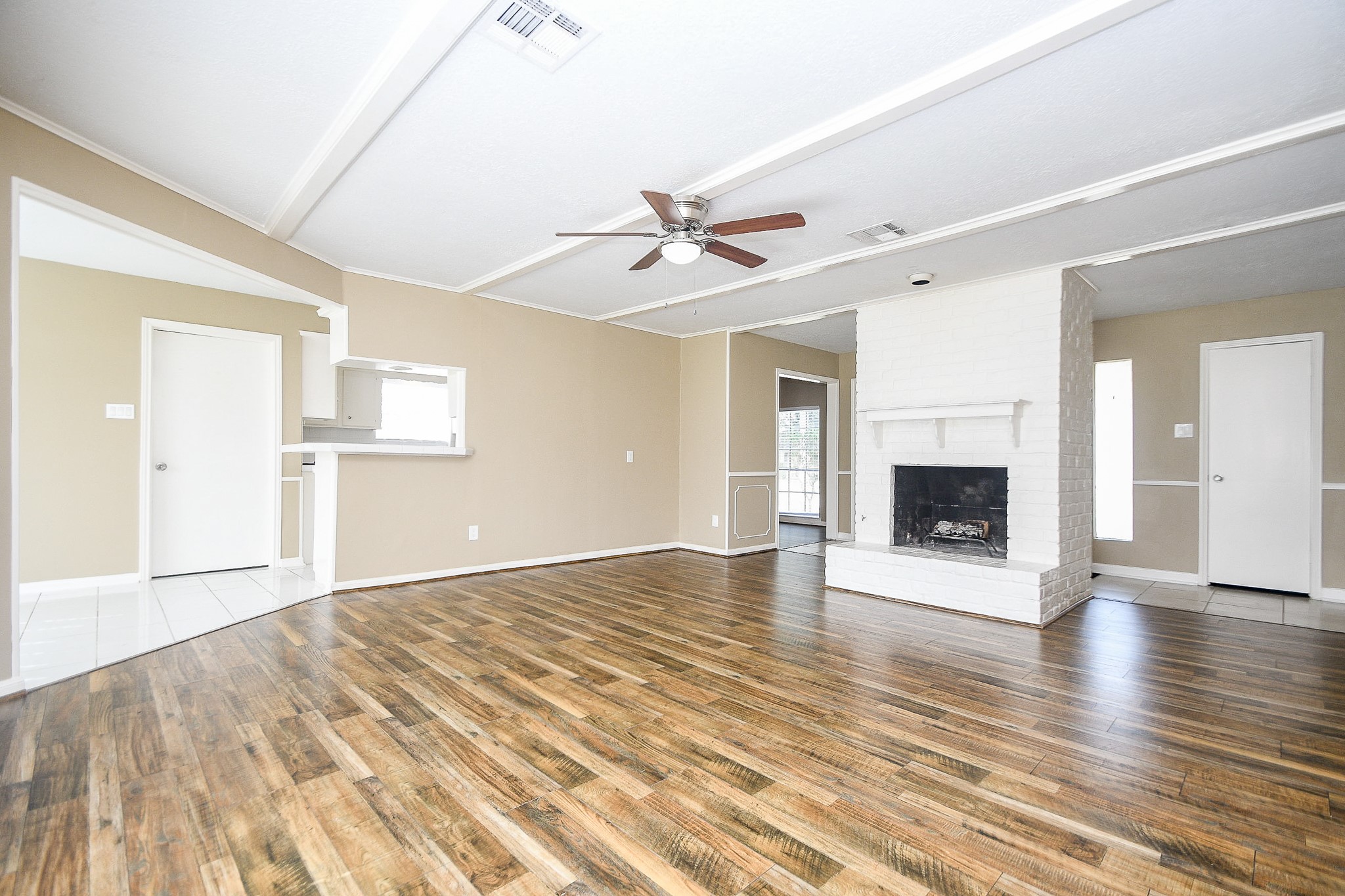 3327 Springhill Drive Missouri City, TX 77459 - Photo 3 of 20