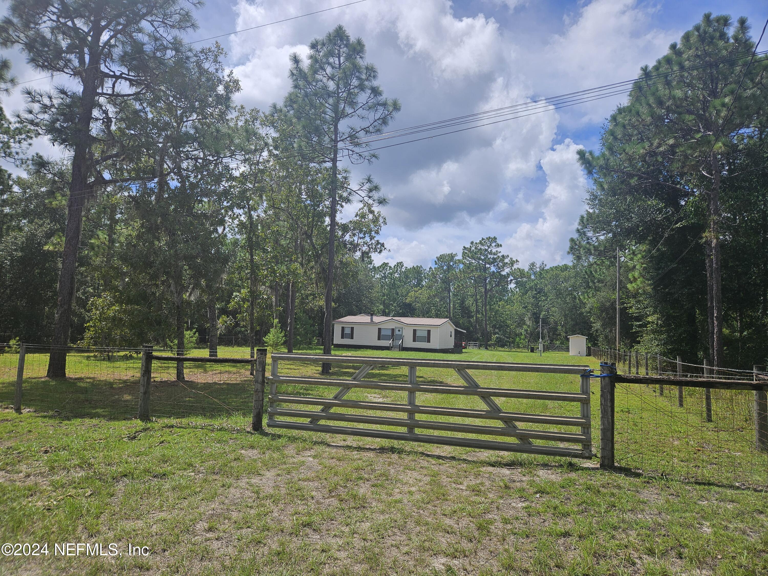 6752 Spring Lake Road Keystone Heights, FL 32656 - Photo 1 of 19 20240905_141607