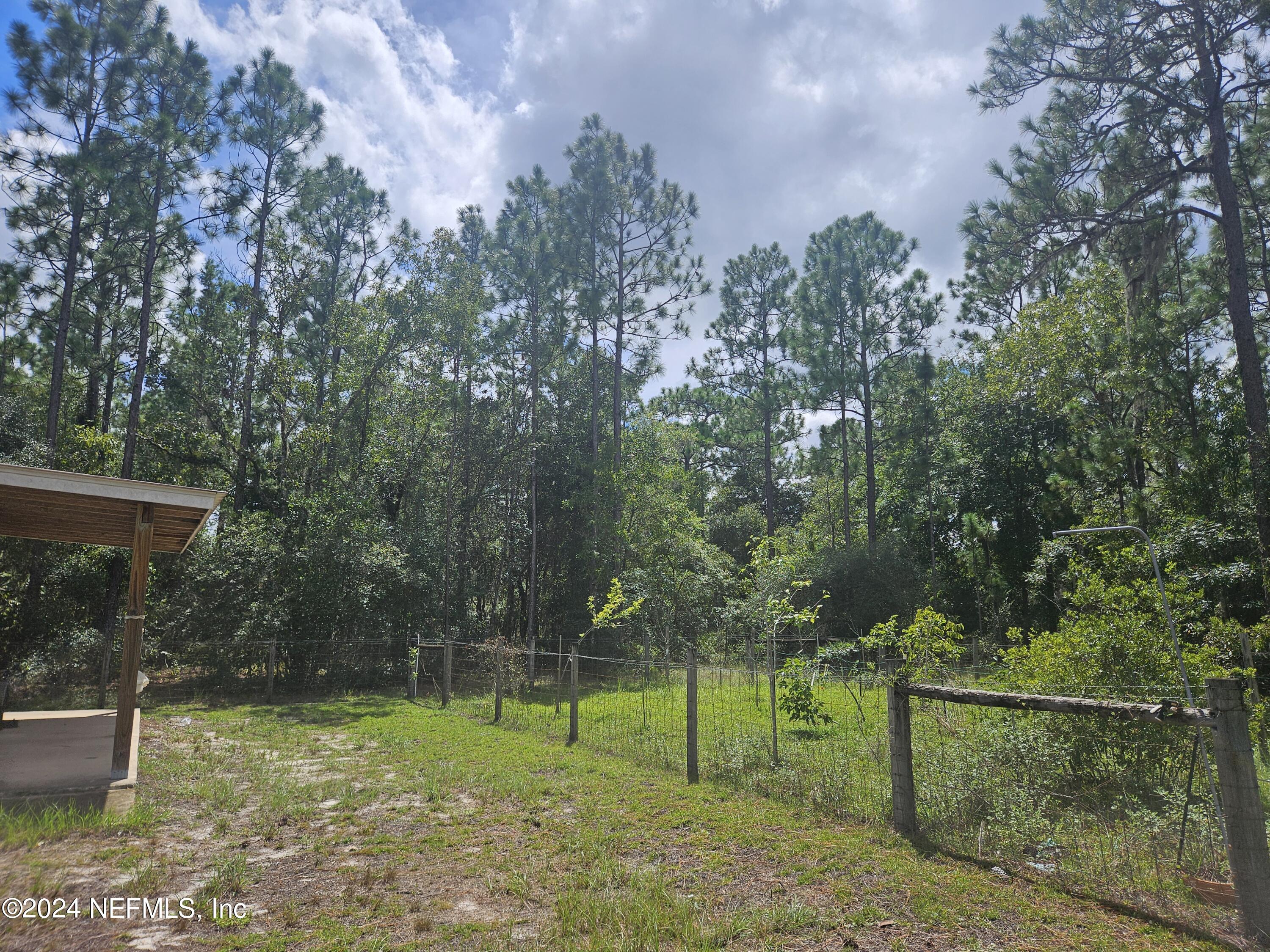 6752 Spring Lake Road Keystone Heights, FL 32656 - Photo 4 of 19 20240905_142131
