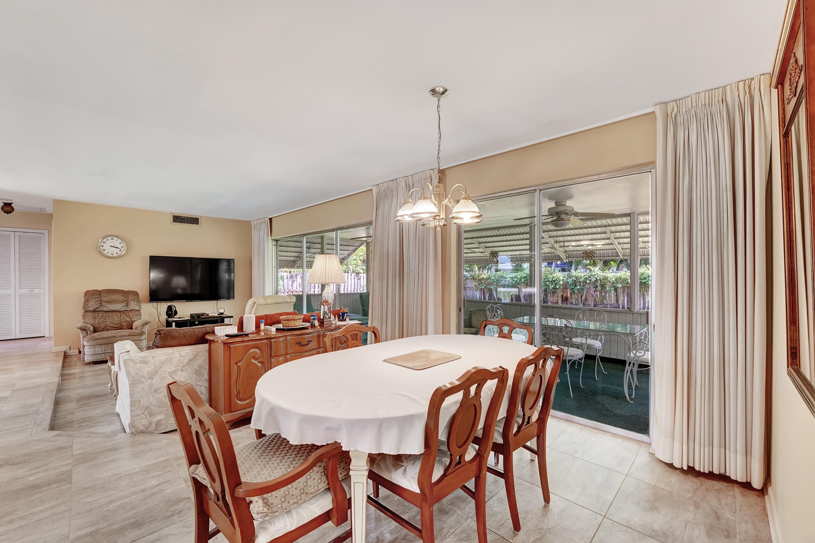 100 Northwest 18th Street Delray Beach, FL 33444 - Photo 10 of 27 DSC03001