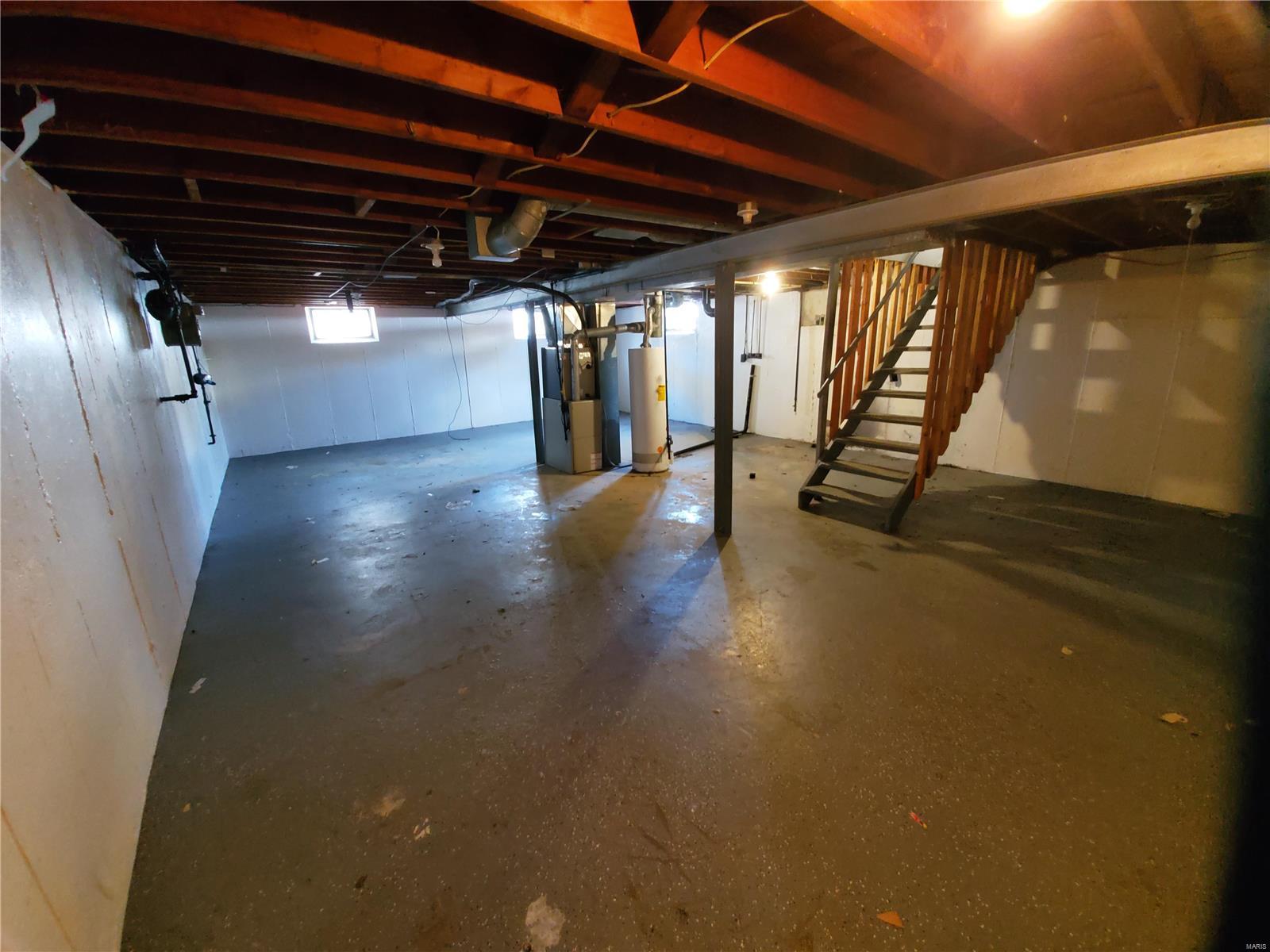 157 Perthshire Road St. Louis, MO 63137 - Photo 9 of 11 Gallery Image 9