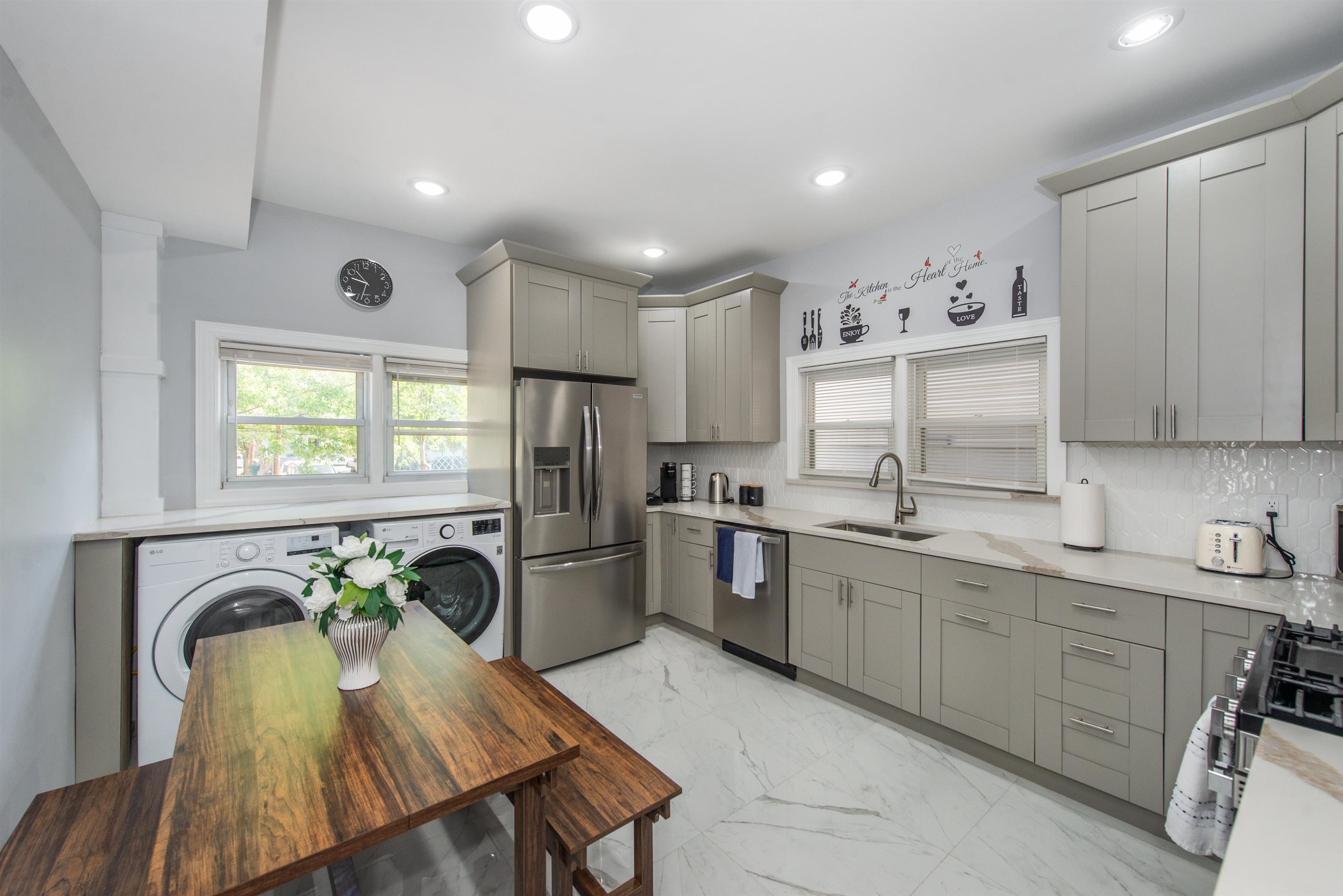 19 West 27th Street Bayonne, NJ 07002 - Photo 4 of 12