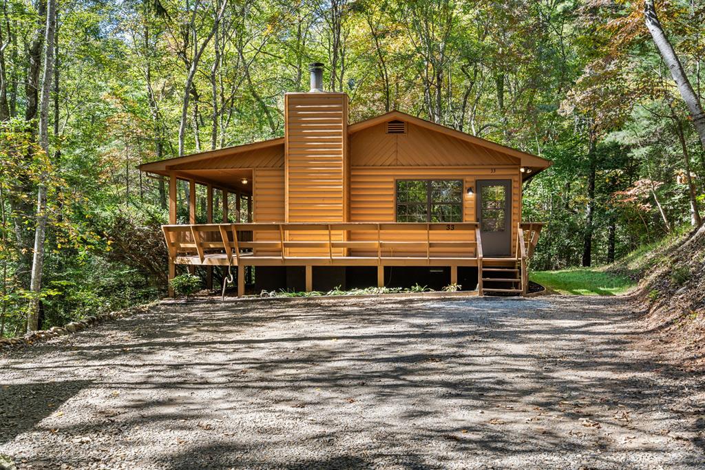 33 Hundred Acre Woods Dr  